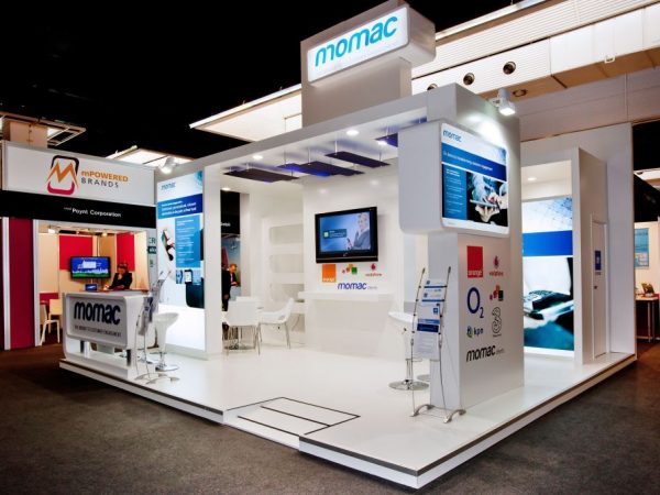 Top pros of hiring exhibition stand makers