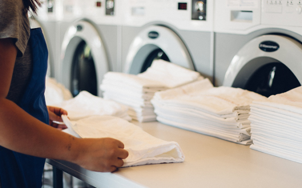 Reasons to hire the best laundry service