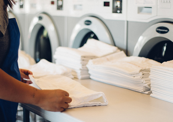 Reasons to hire the best laundry service