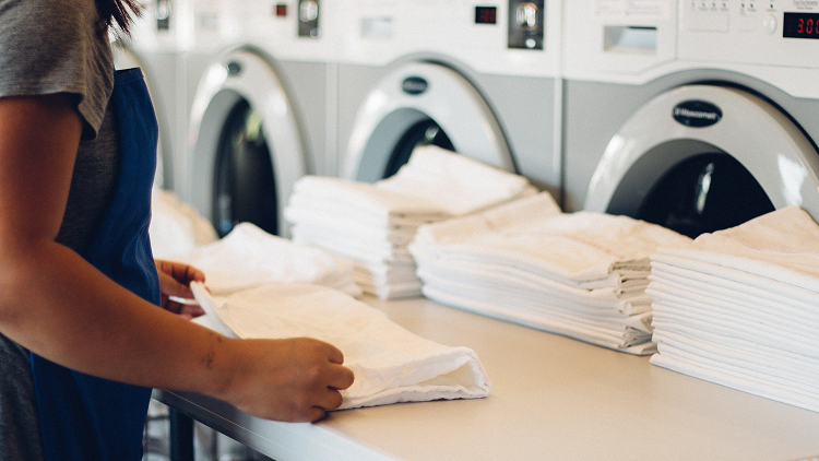 Reasons to hire the best laundry service