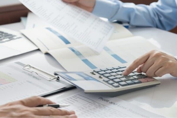 Tips to help you find a professional tax consultant